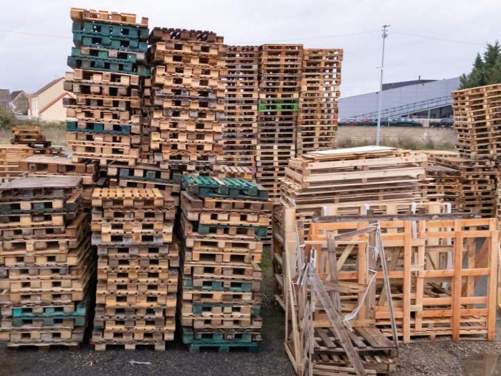 Fourniture de palettes en bois Île-de-France